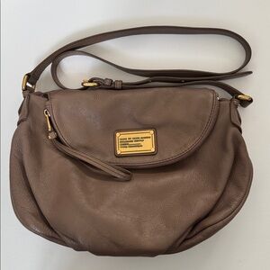 Marc By Marc Jacobs Taupe Leather Shoulder Bag/Crossbody, Used